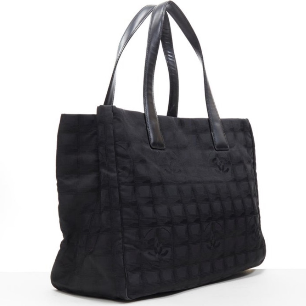 💚💚 CHANEL Travel Line Black Tote Shoulder Bag - Picture 5 of 16